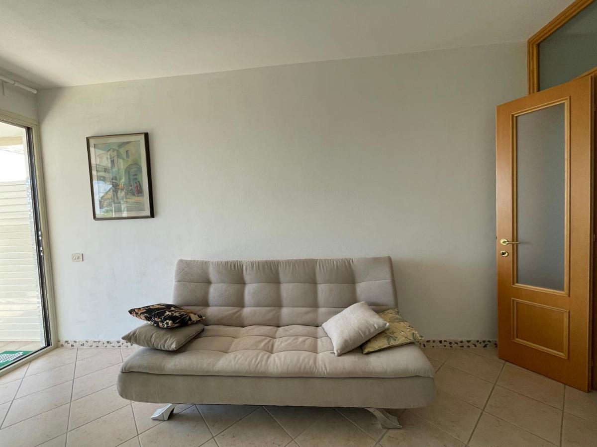 شقة A Casa Di Silvia غامباسي تيرمي المظهر الخارجي الصورة